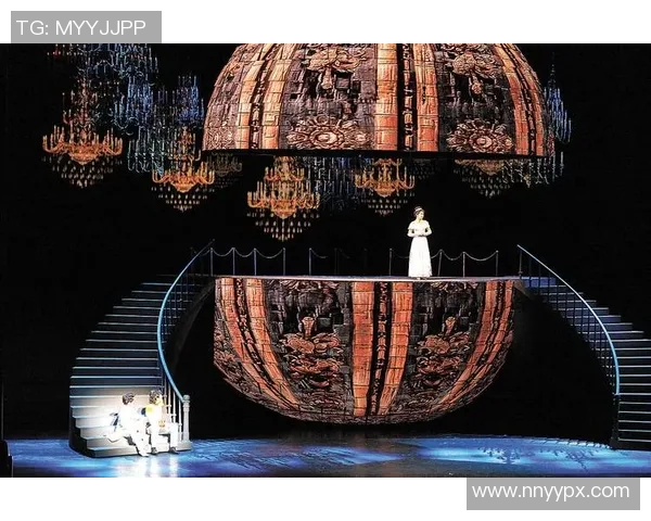 崔永熙的艺术旅程与人生哲学探索：从舞台到生活的多维视角